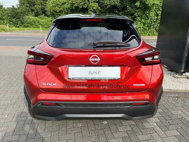 Nissan Juke TEKNA 1.6 Hybrid 4AMT Bose 2-Farben-Lack. Leder Soundsystem 360 Kamera LED ACC