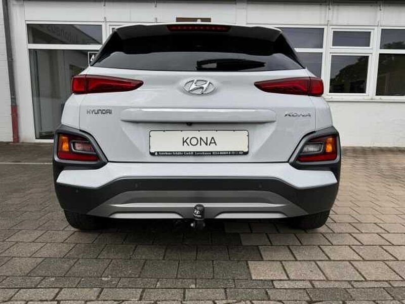 Hyundai KONA Premium AHK HUD Apple CarPlay SHZ LenkradHZG ACC Klimaautom Verkehrszeichenerk.