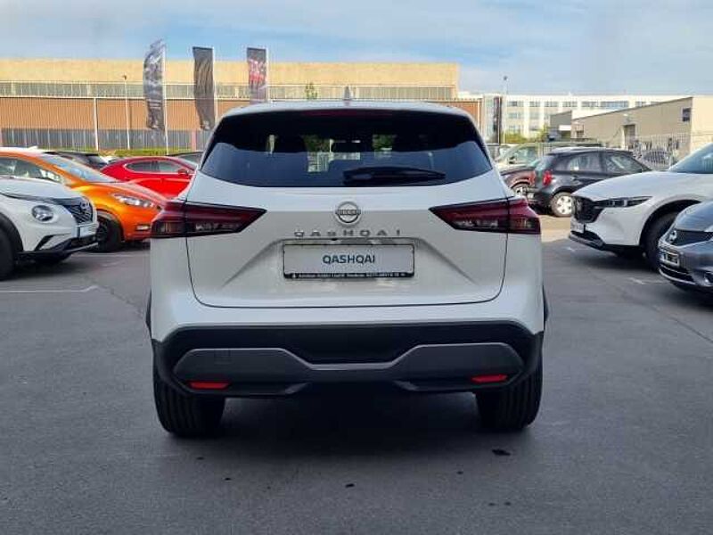 Nissan Qashqai (2022) N-CONNECTA 1.3 DIG-T MHEV 140PS MT Winter-P Business-P Tech-P-MT