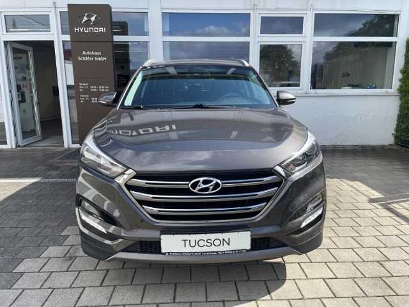 Hyundai TUCSON Style SHZ Temp Sitzheizung hinten LenkradHZG Mehrzonenklima Verkehrszeichenerk.