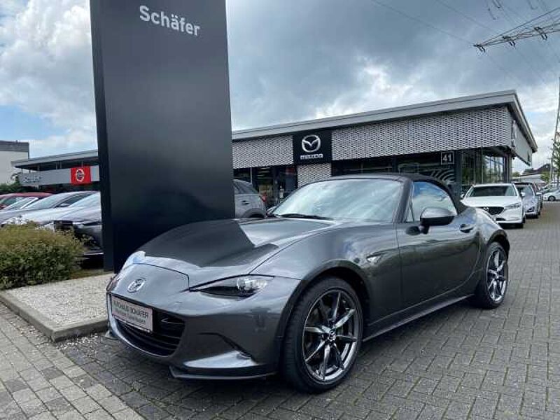 Mazda MX-5 Sport Apple CarPlay SHZ Bose Klimaautom Rückfahrkam. Temp Notbremsass. Verkehrsz