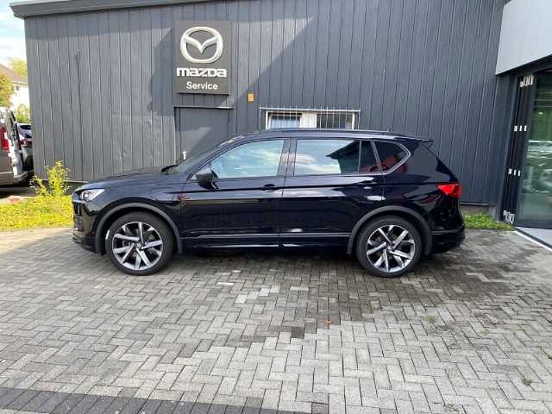 SEAT Tarraco FR e-HYBRID AHK-klappbar 360 Kamera Schaltwippen ACC Apple CarPlay LenkradHZG