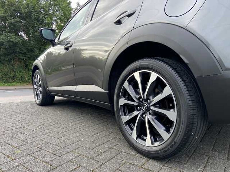 Mazda CX-3 Signature+ Temp Navi Klimaautom Multif. Lenkrad DAB Sprachsteuerung Notbremsass.