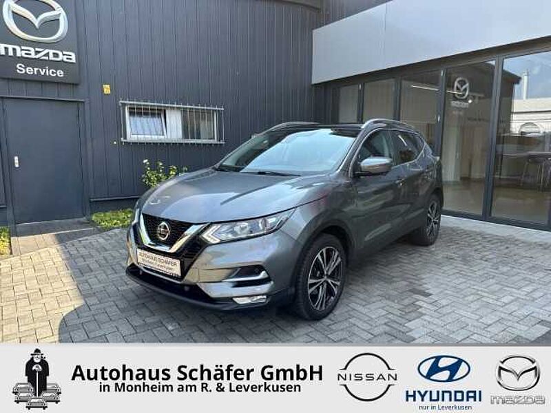 Nissan Qashqai N-Connecta 360 Kamera SHZ Temp e-Sitze Klimaautom Notbremsass. Verkehrszeichener