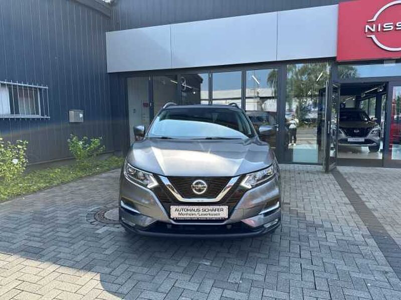 Nissan Qashqai N-Connecta 360 Kamera SHZ Temp e-Sitze Klimaautom Notbremsass. Verkehrszeichener