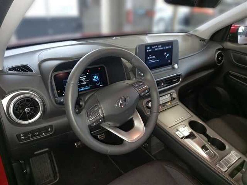 Hyundai KONA Select SHZ LenkradHZG ACC digitales Cockpit Schaltwippen Klimaautom Notbremsass.