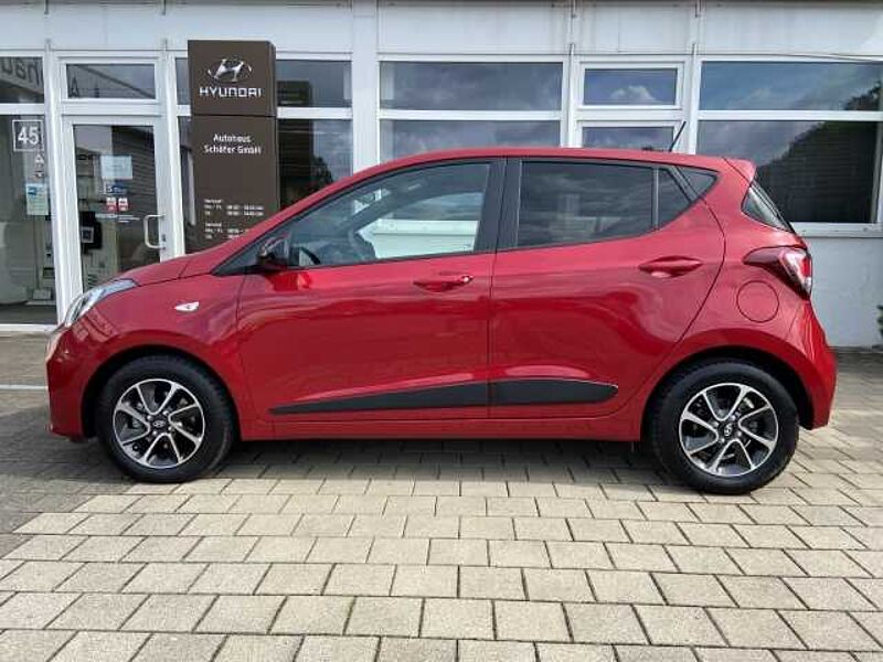 Hyundai i10 Passion Sitzheizung Lenkradheizung DAB Klimaanlage Multifunktionslenkrad LED-Tag