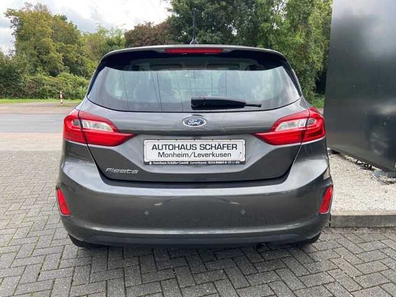 Ford Fiesta Titanium SHZ LenkradHZG Klimaautom DAB Notbremsass. Spurhalteass.