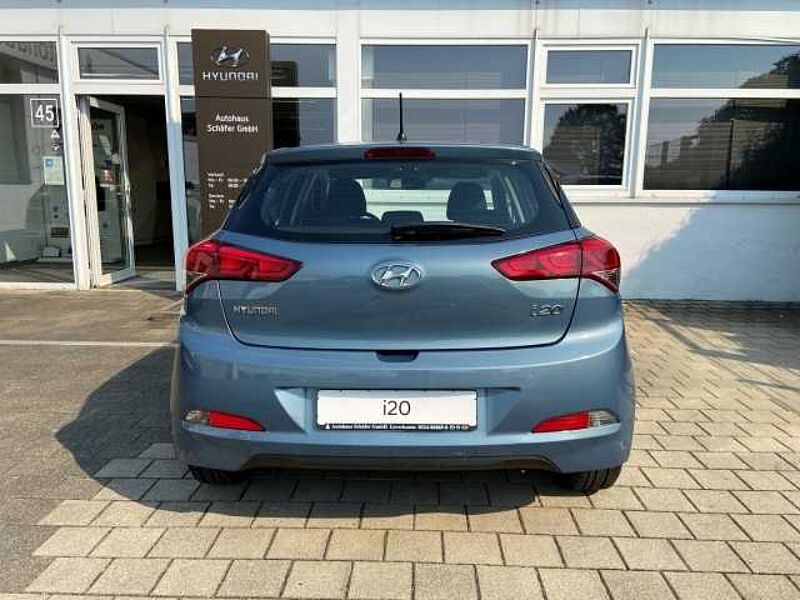 Hyundai i20 Classic GO II Garantie Klimaanlage Elektr. Außenspiegel Berganfahrassistent Colo