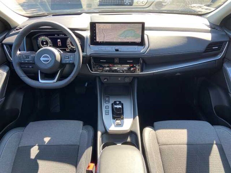 Nissan Qashqai (2024) N-CONNECTA 1.5 VC-T e-POWER 190PS Winter-P Kom-P PGD HUD Panorama Navi