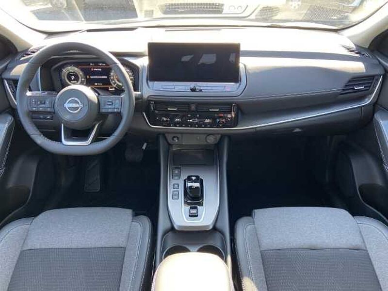 Nissan Qashqai (2024) N-CONNECTA 1.5 VC-T e-POWER 190PS Winter-P Kom-P PGD AFA HUD Panorama Nav