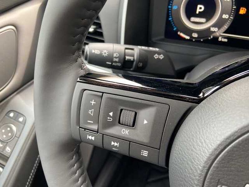 Nissan Qashqai (2024) N-CONNECTA 1.5 VC-T e-POWER 190PS Winter-P Kom-P PGD AFA HUD Panorama Nav