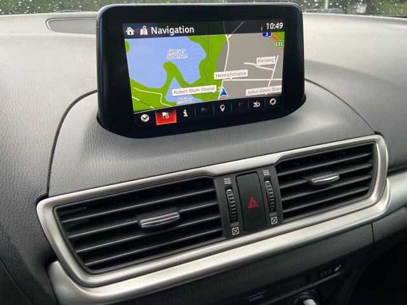 Mazda 3 Exclusive Gar. HUD LenkradHZG SHZ Temp Navi Klimaautom Notbremsass. Verkehrszeic