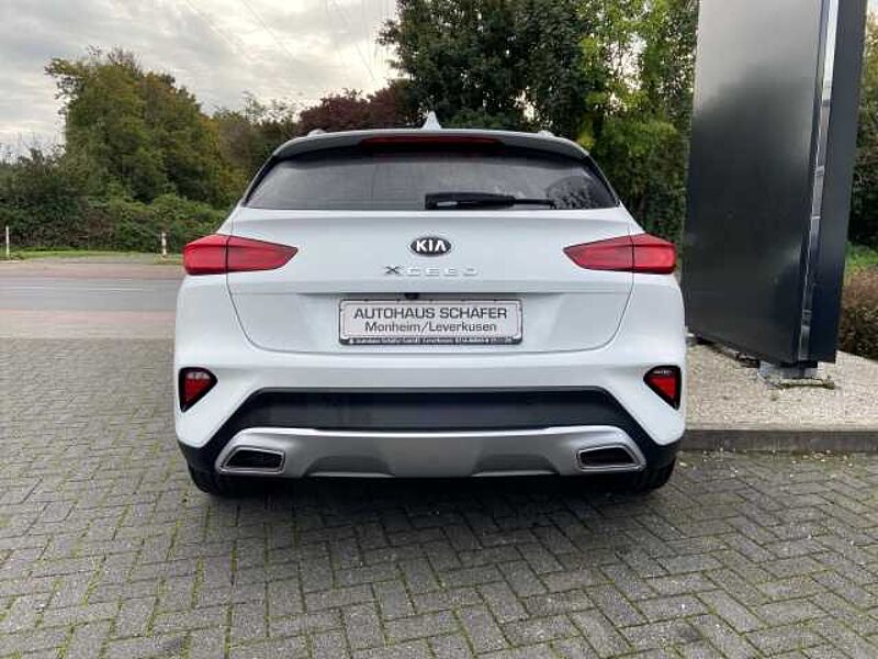 Kia XCeed Vision Gar. SHZ Temp Klimaautom Apple CarPlay LenkradHZG Rückfahrkam. Notbremsas