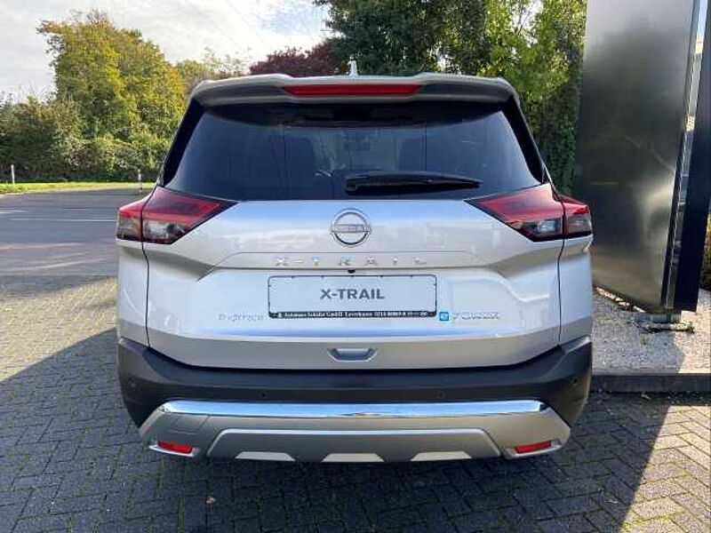 Nissan X-Trail (2024) TEKNA+ 1.5 VC-T e-4ORCE 213PS 7-Sitze 20''-Alu HUD El. Panodach Navi Lede