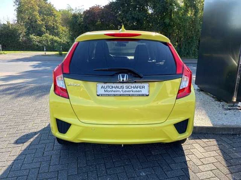 Honda Jazz Elegance SHZ Temp Klimaautom Navi Schaltwippen Verkehrszeichenerk. Notbremsass.