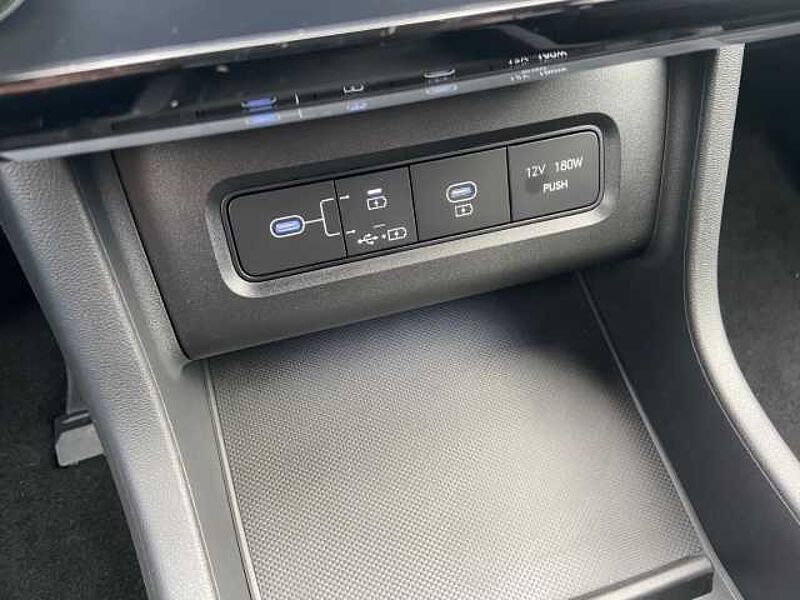 Hyundai KONA Select SHZ LenkradHZG ACC digitales Cockpit Schaltwippen Klimaautom Notbremsass.