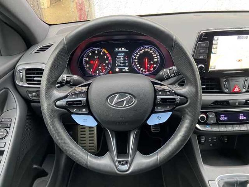 Hyundai i30 N Performance El. Panodach Navi Memory Sitze LED Apple CarPlay Android Auto Mehr