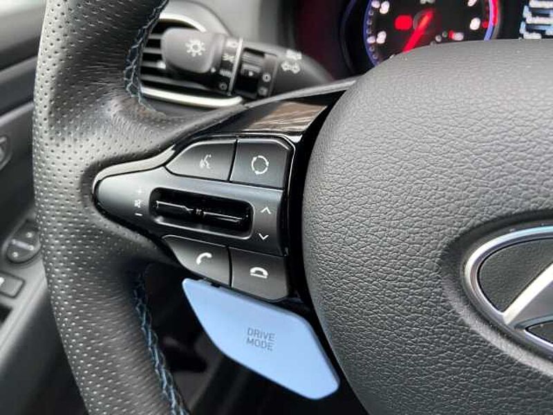 Hyundai i30 N Performance El. Panodach Navi Memory Sitze LED Apple CarPlay Android Auto Mehr