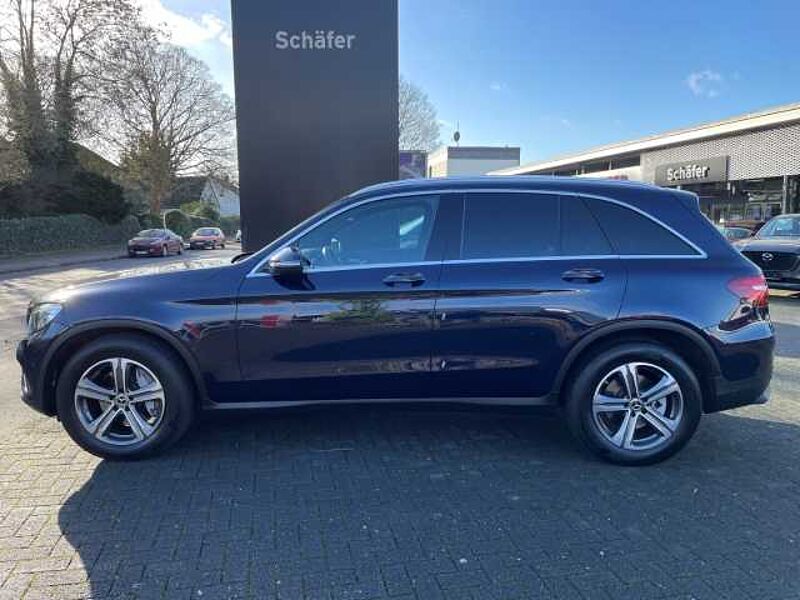 Mercedes-Benz GLC 250 d 4Matic Luftfederung AD AHK-klappbar El. Panodach Navi Leder Memory Sitze