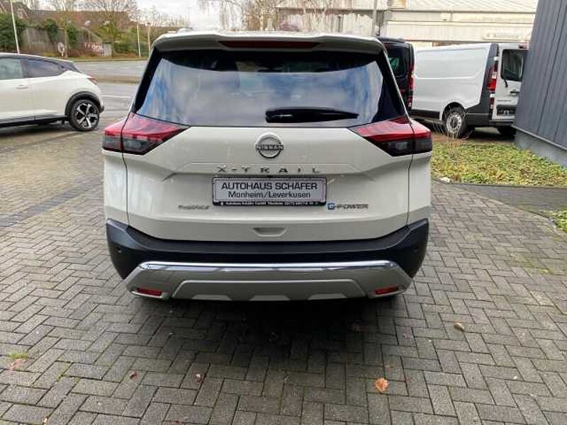 Nissan X-Trail TEKNA e-4ORCE HUD Panorama Navi Leder Memory Sitze Soundsystem Bose 360 Kamera