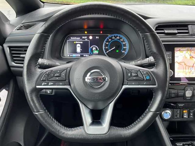 Nissan Leaf N-CONNECTA Navi 360 Kamera LED ACC Apple CarPlay Android Auto Klimaautom Kom-pak