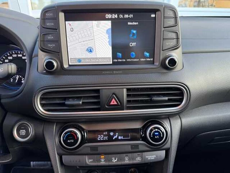 Hyundai KONA Premium HUD Navi Klimasitze LED Apple CarPlay Android Auto Klimaautom Fahrerprof